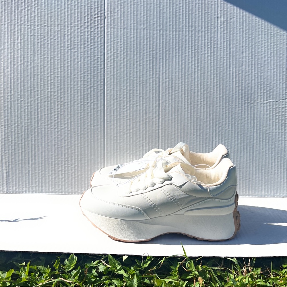 Ladies Platform H & M Platform Off White Sneakers